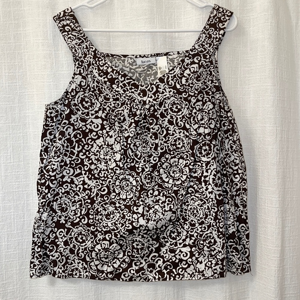 Brown blouse with white details